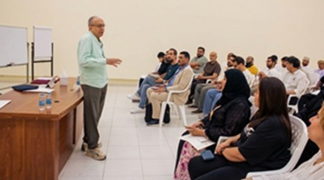 انطلاق ورشة التمثيل في مدينة كلباء الاماراتية